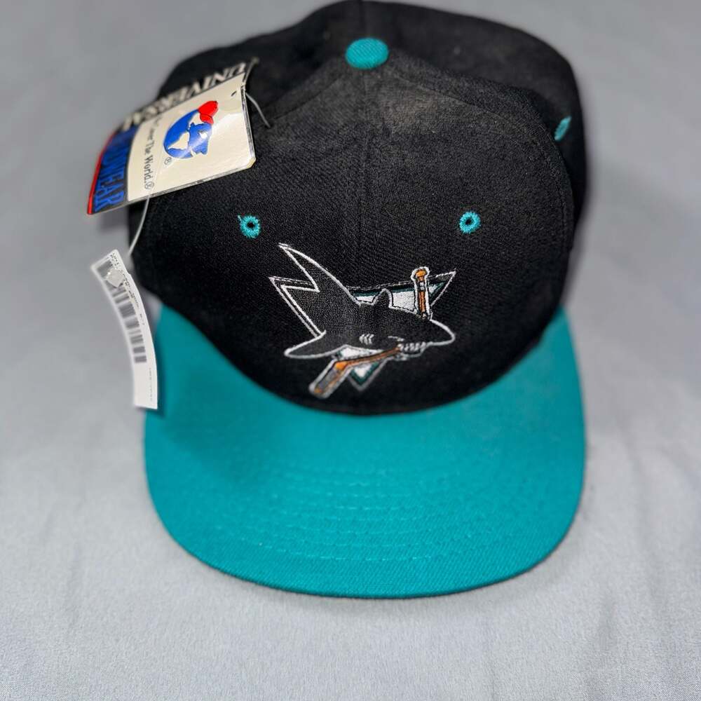 Vintage San Jose Sharks NHL Universal Headwear Snapback Hat One Size